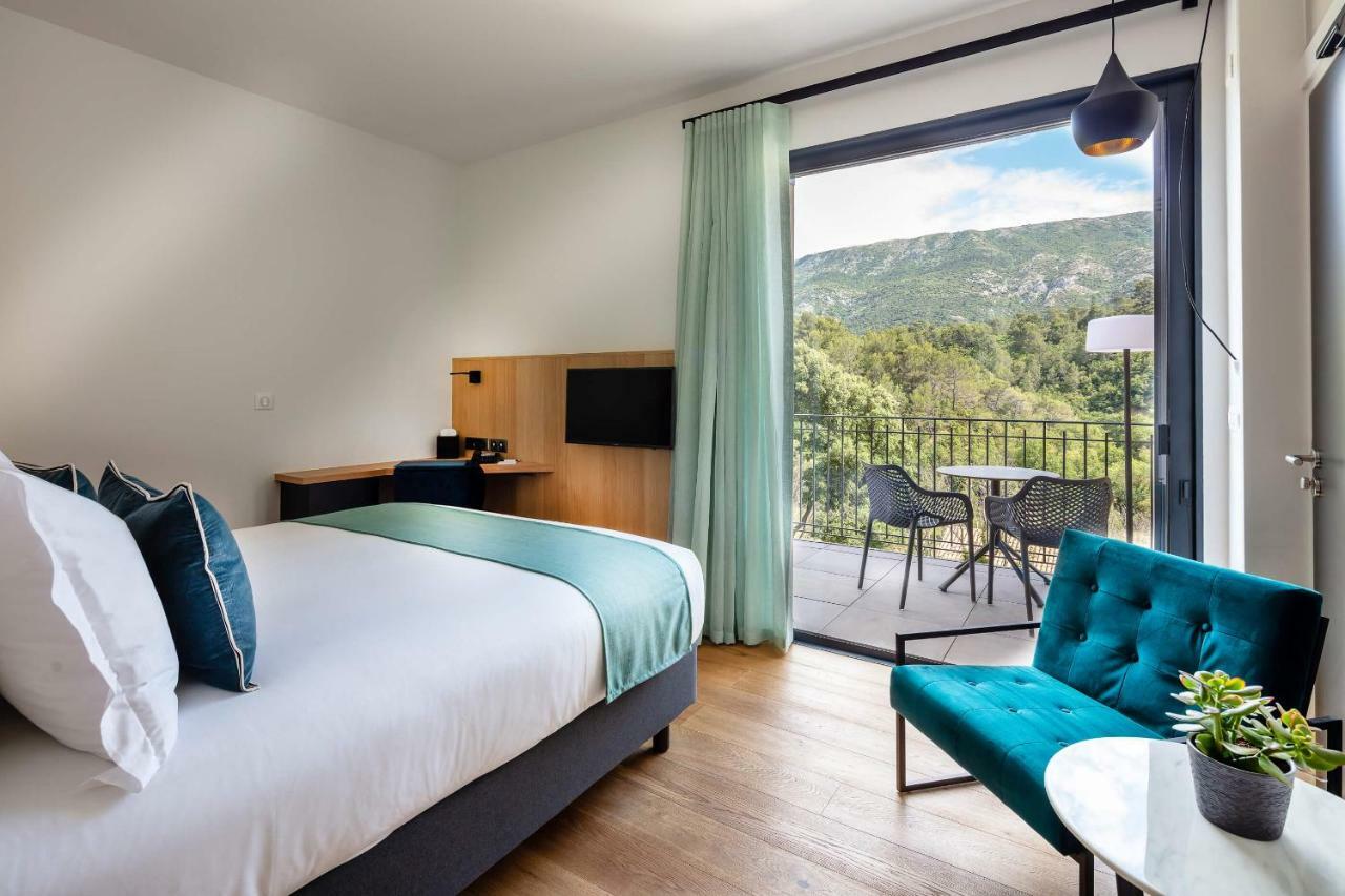 Hotel Sainte Victoire Vauvenargues Экстерьер фото
